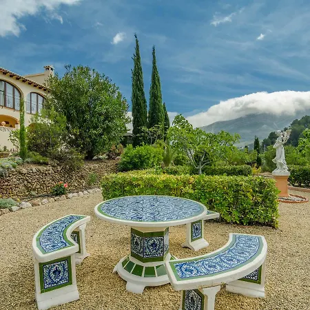 Villa Belvilla By Oyo Casa El Paraiso